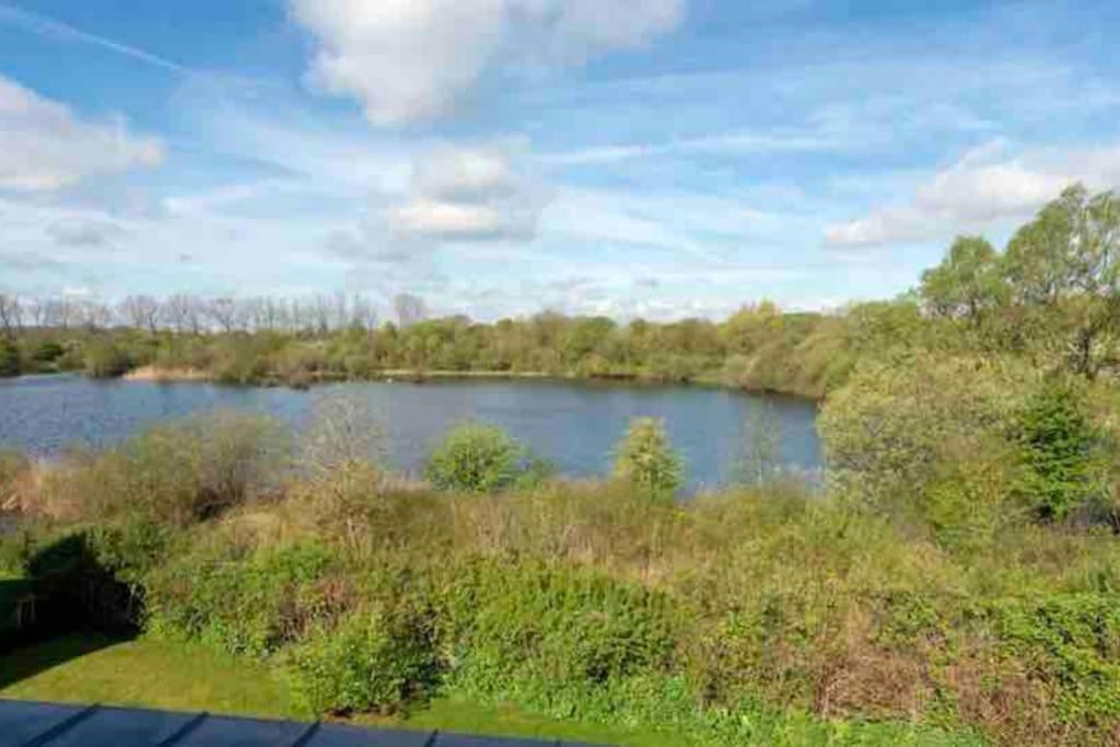 Reed Warbler - Hm111 - Lower Mill Estate Penthouse Apartment With Spa Access Somerford Keynes Eksteriør bilde