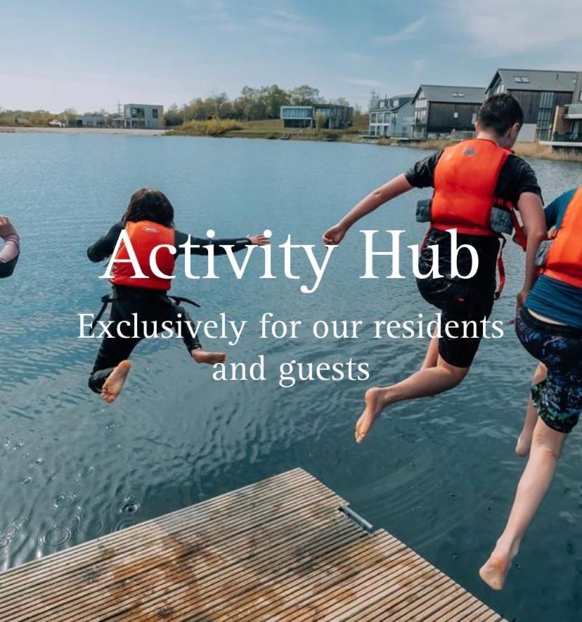 Reed Warbler - Hm111 - Lower Mill Estate Penthouse Apartment With Spa Access Somerford Keynes Eksteriør bilde